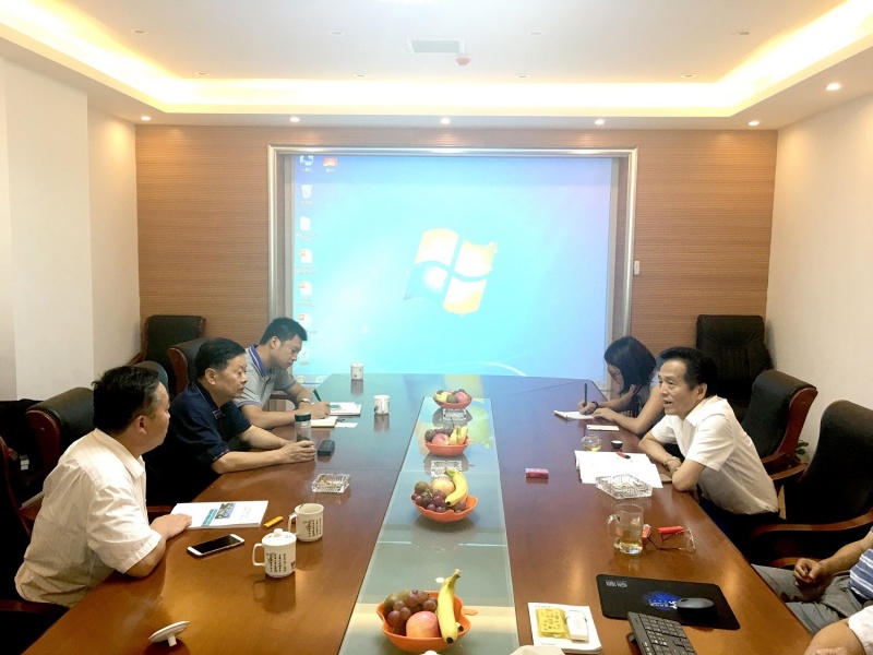 热烈欢迎太湖县政府招商团莅临我公司参观与考察