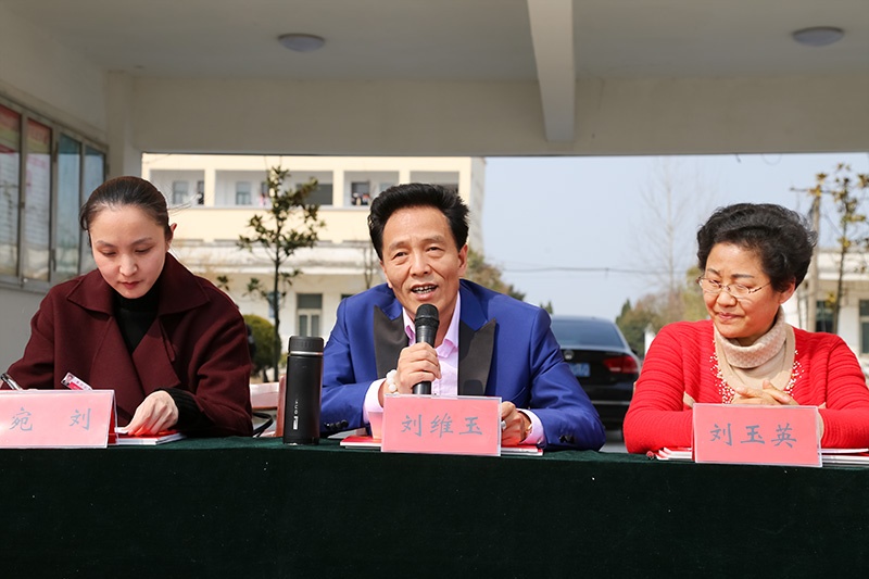 博超控股献爱心 “春蕾计划”再出发 ——集团董事长刘维玉捐助泗县墩集中学贫困学子