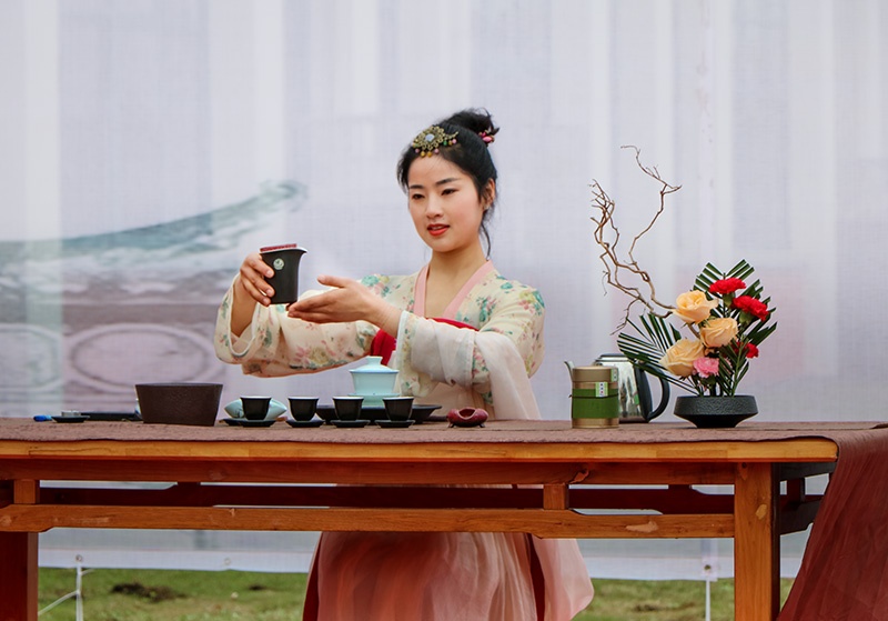 第三届“传媒情，艺术梦”校园大学生文化艺术节 暨“礼仪中华传统文化”体验日活动今日举行